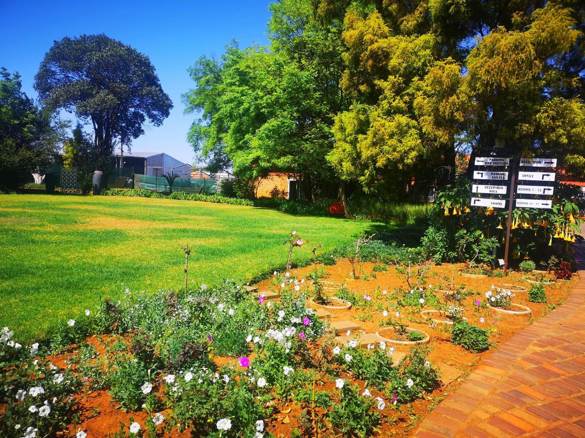 Elsjes Guesthouse Kempton Park Exterior photo