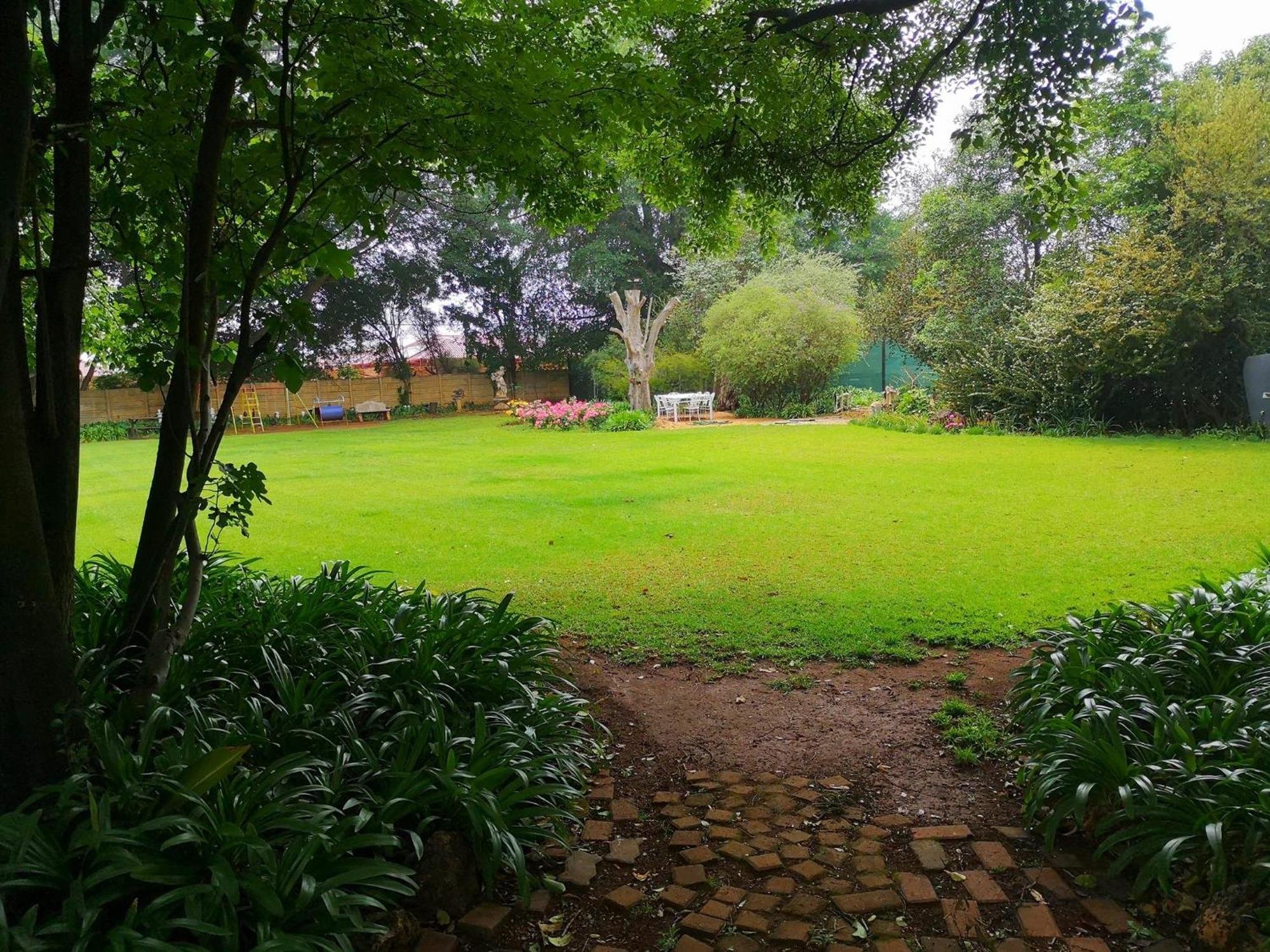 Elsjes Guesthouse Kempton Park Exterior photo