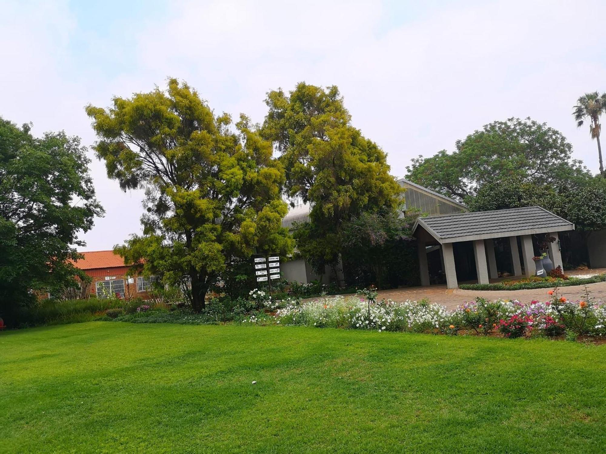 Elsjes Guesthouse Kempton Park Exterior photo