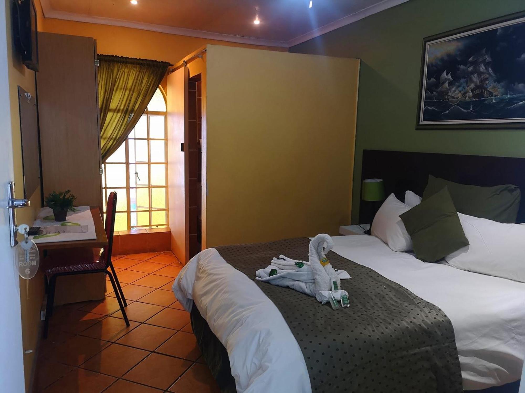 Elsjes Guesthouse Kempton Park Exterior photo